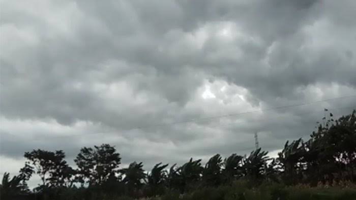 cuaca buruk